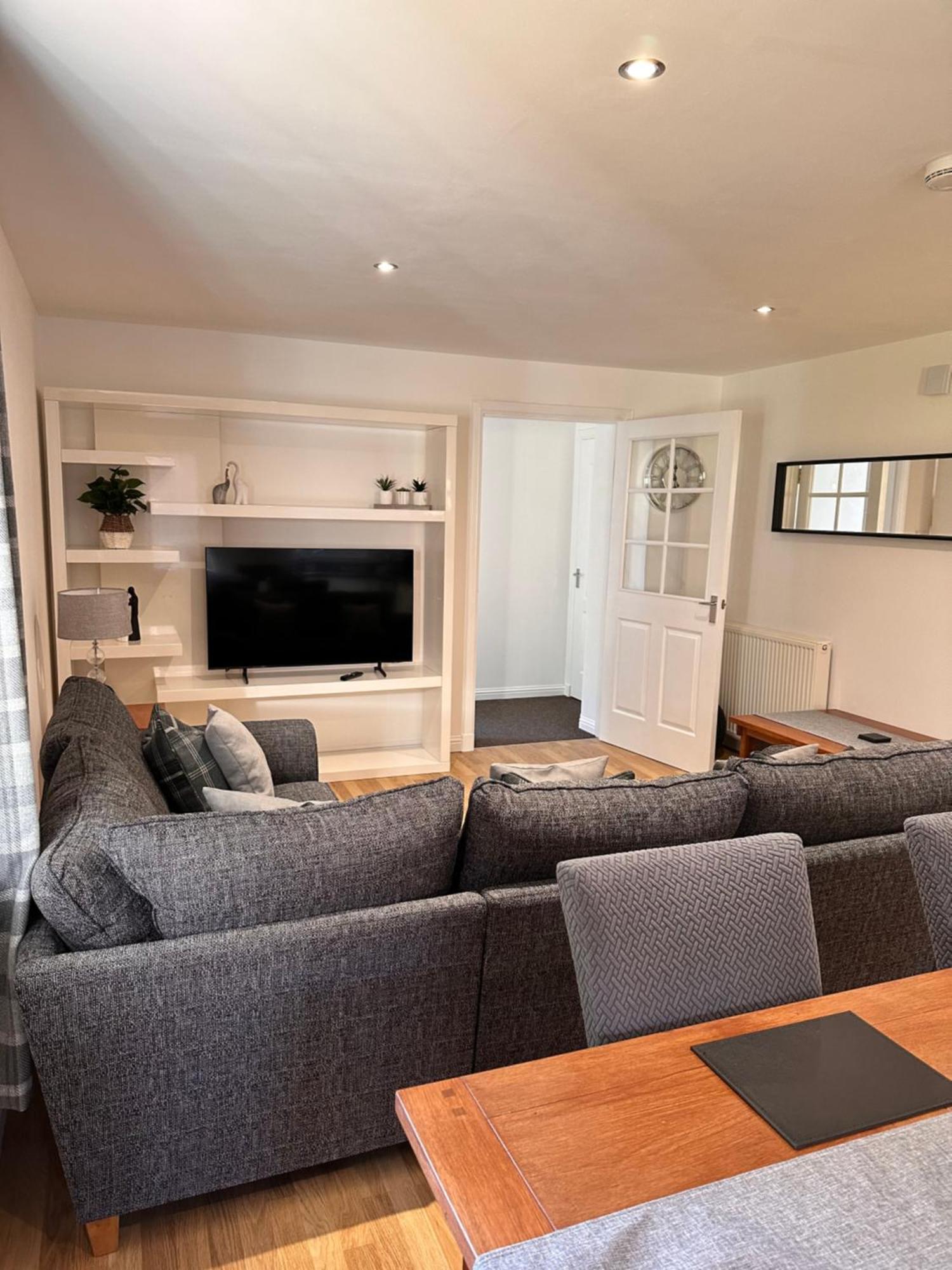 Apartment In Queens Court, Banchory Inchmarlo Dış mekan fotoğraf